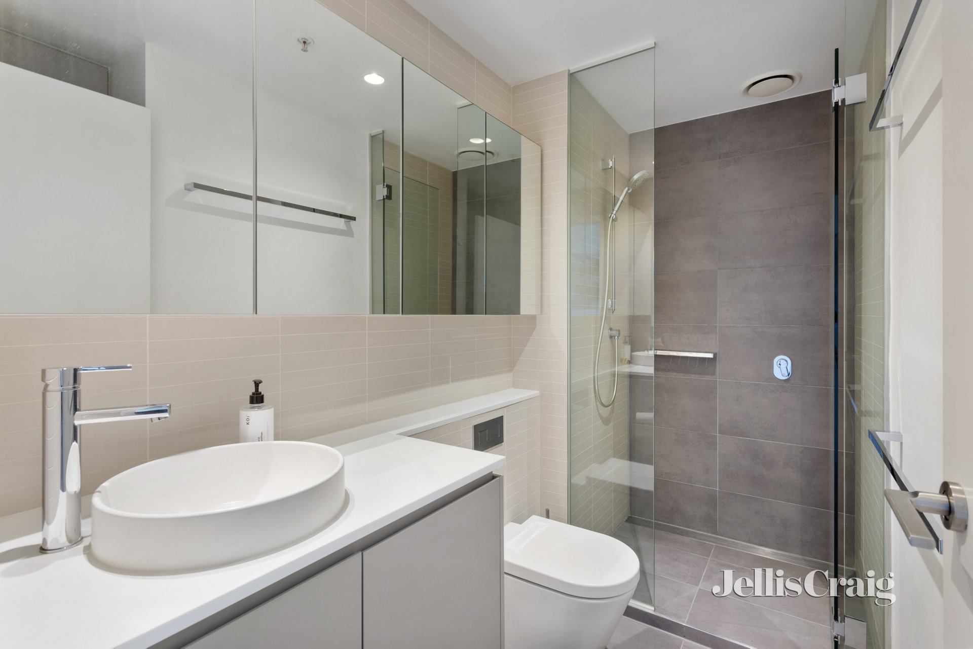 704/6 Acacia Pl, Abbotsford image 6
