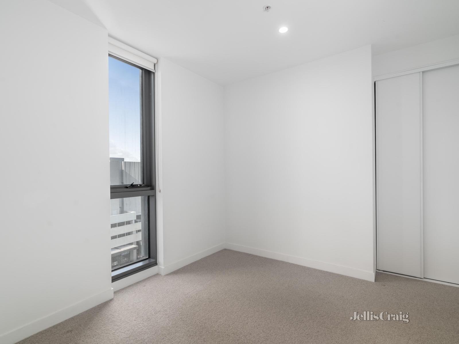 704/9 Williamsons Road, Doncaster image 8
