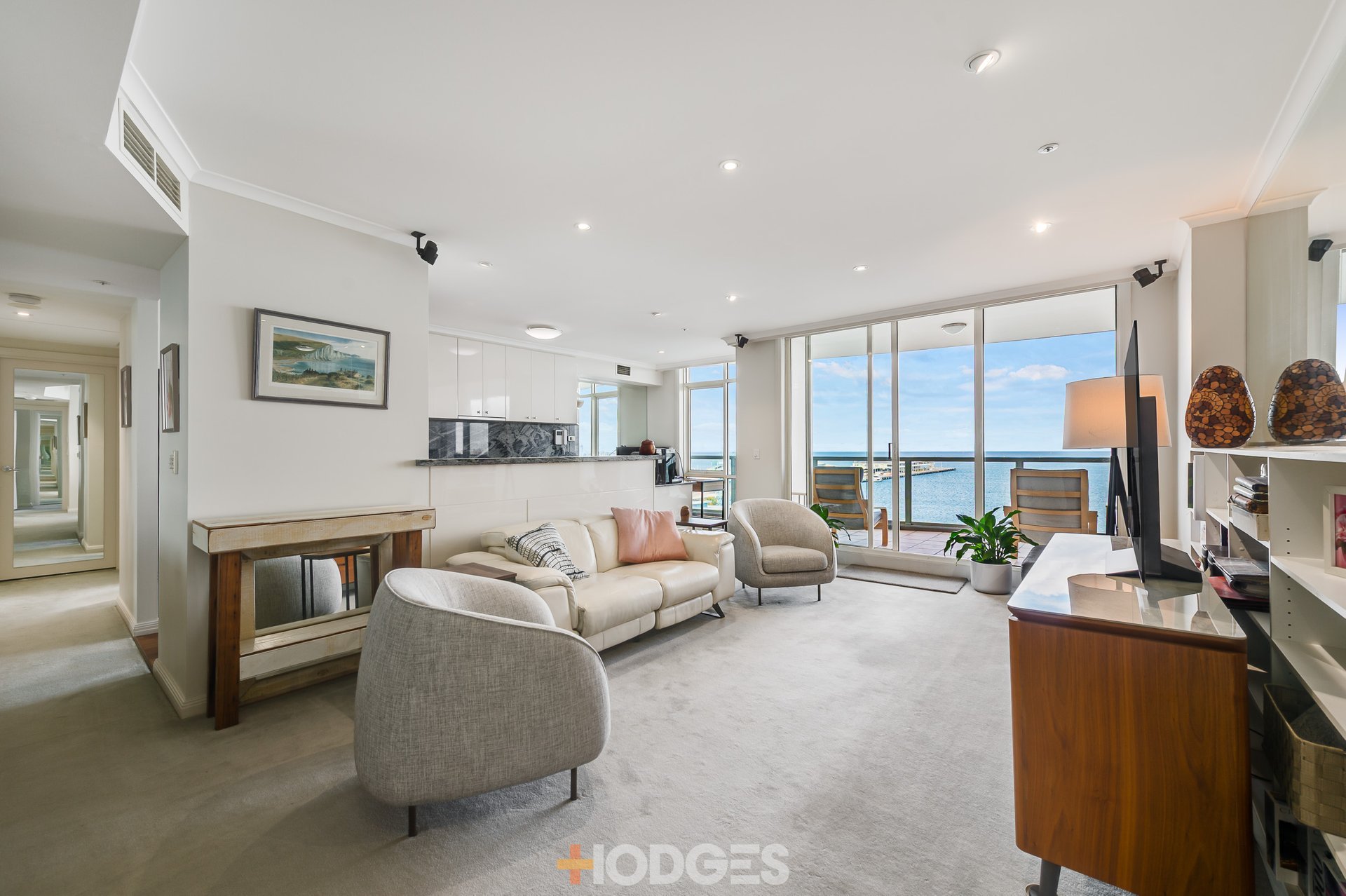 705 / 115 Beach Street Port Melbourne