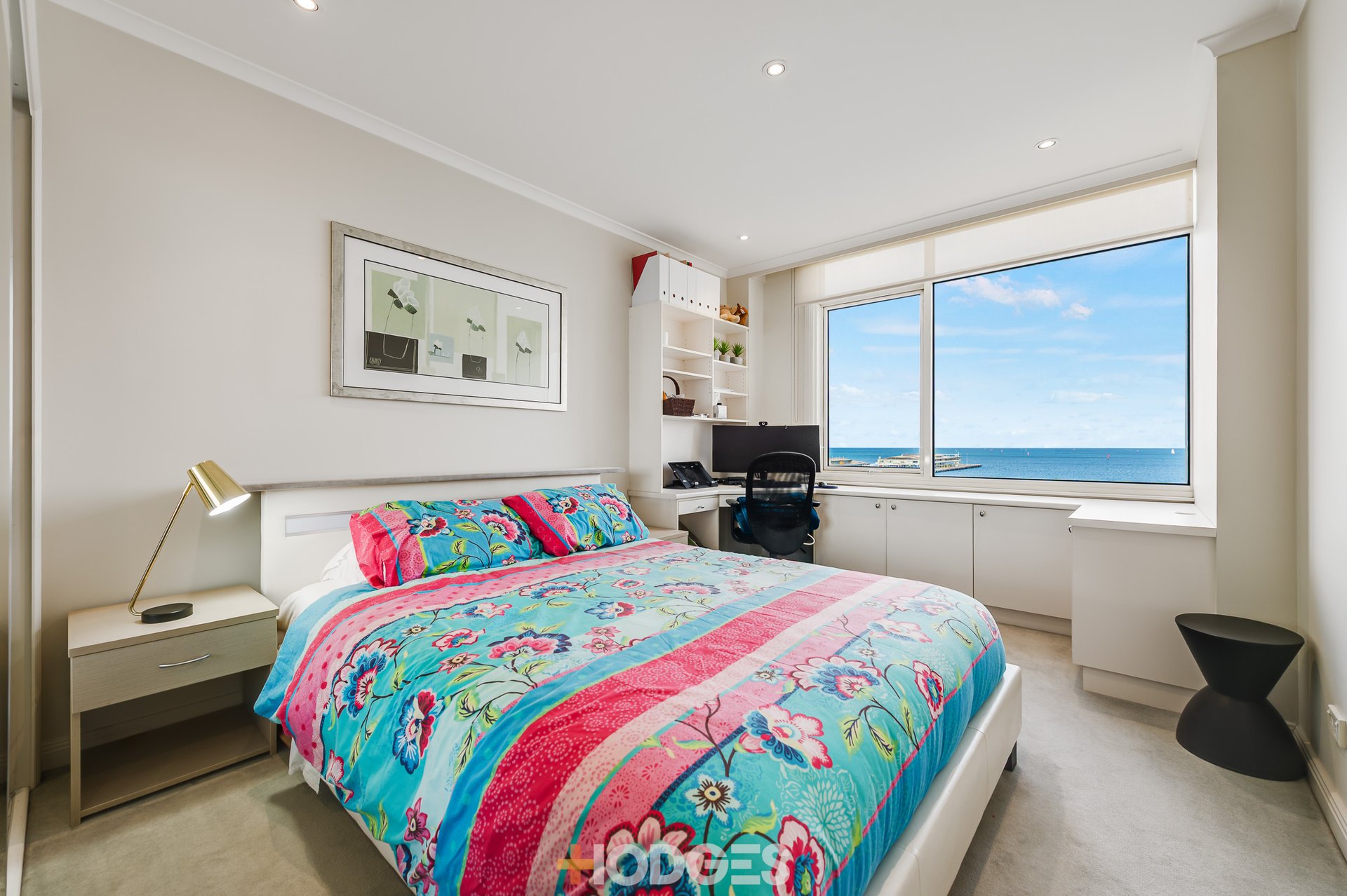 705 / 115 Beach Street Port Melbourne