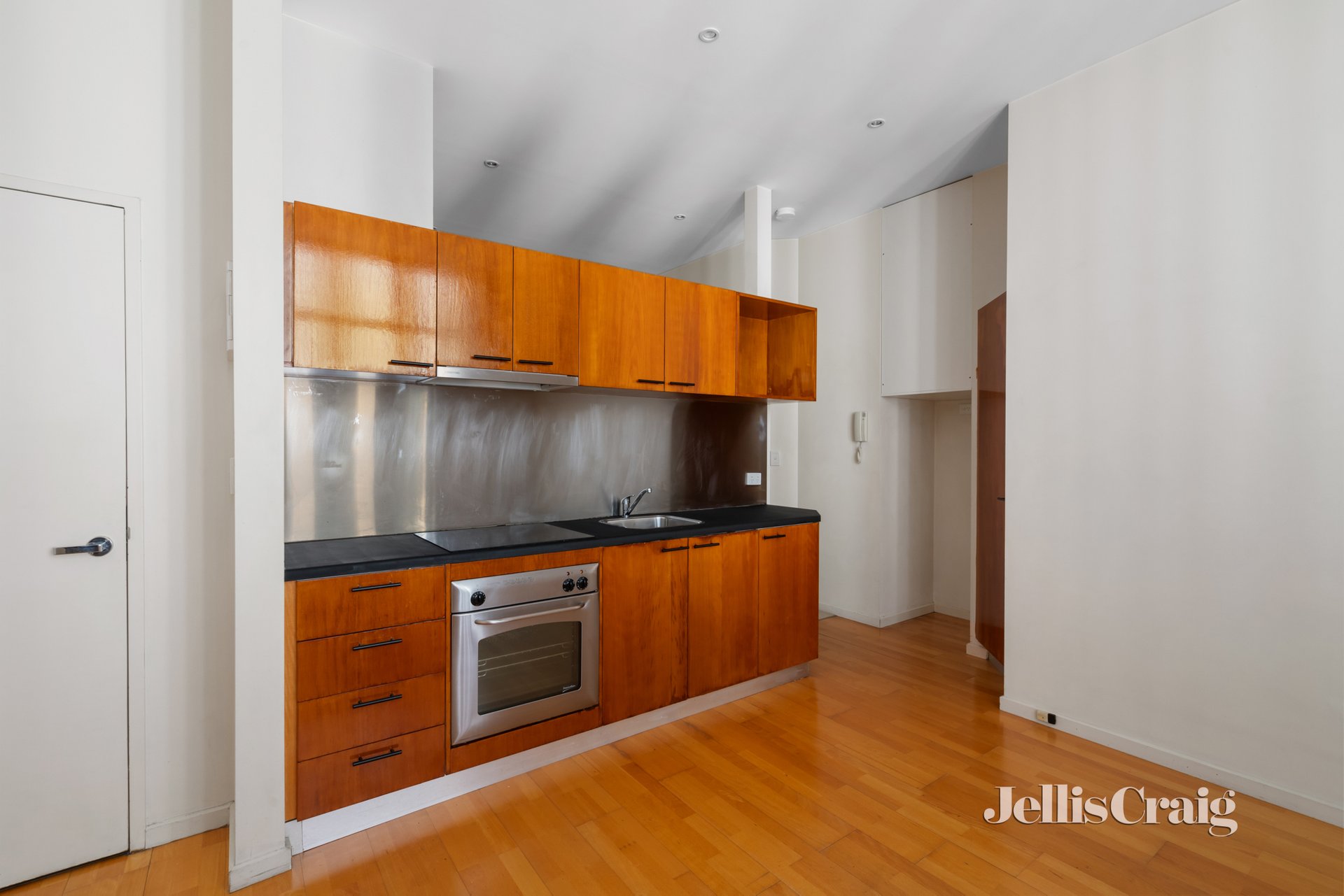 705/260 Little Collins Street, Melbourne image 4