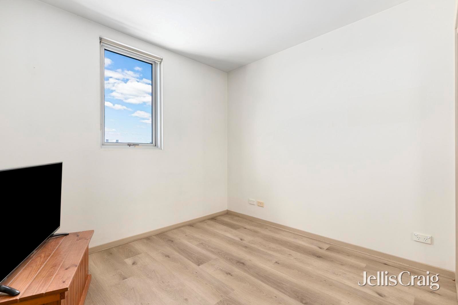 705/70 Speakmen Street, Kensington image 5
