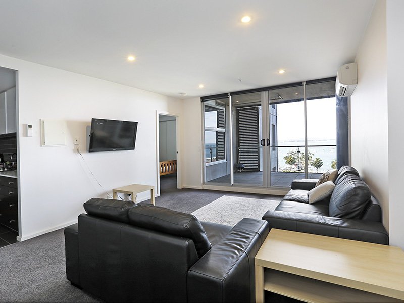 705/8 Gheringhap Street, Geelong image 2