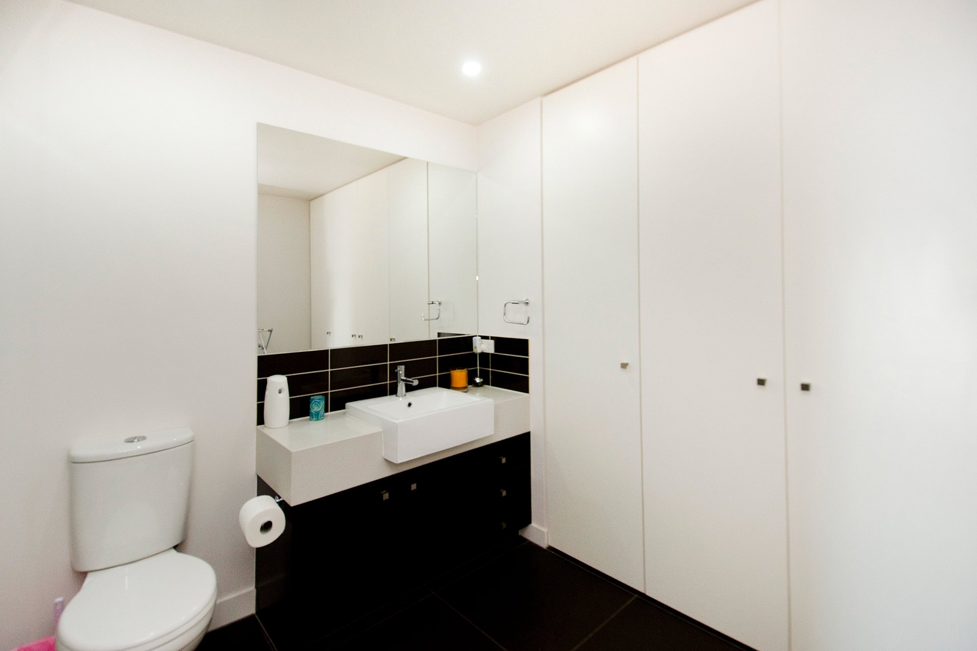 705/8 Gheringhap Street, Geelong image 7