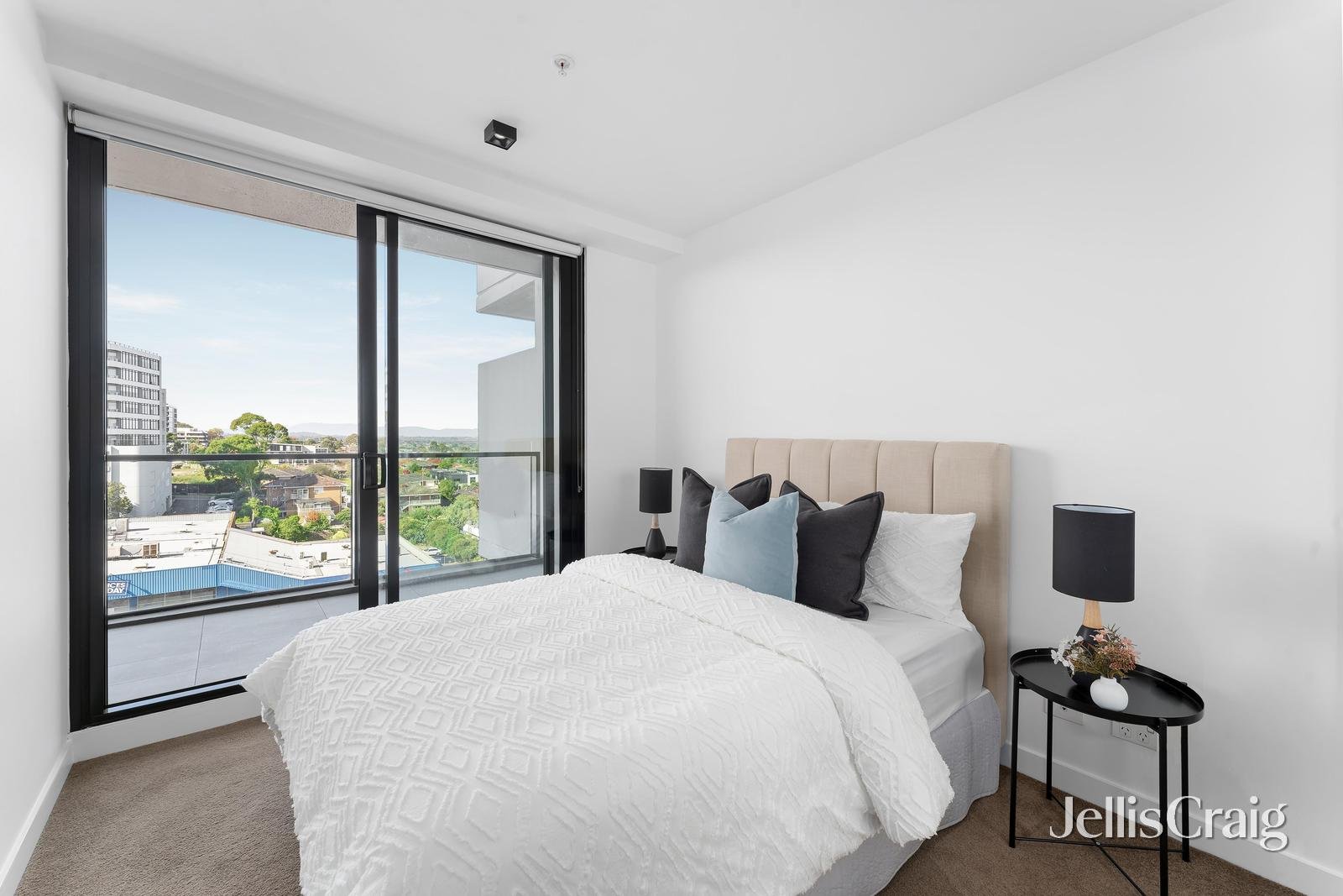 706/101 Tram Road, Doncaster image 6