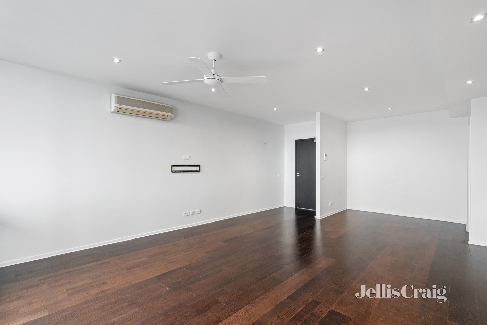 70/73 River Street, Richmond image 2
