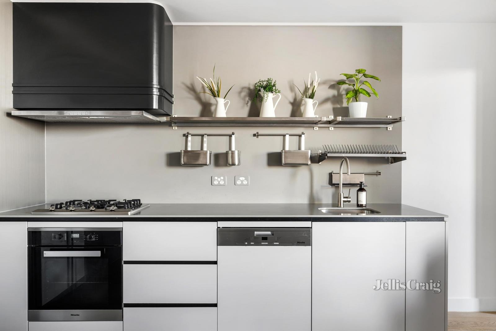 707/33 Judd Street, Richmond image 4