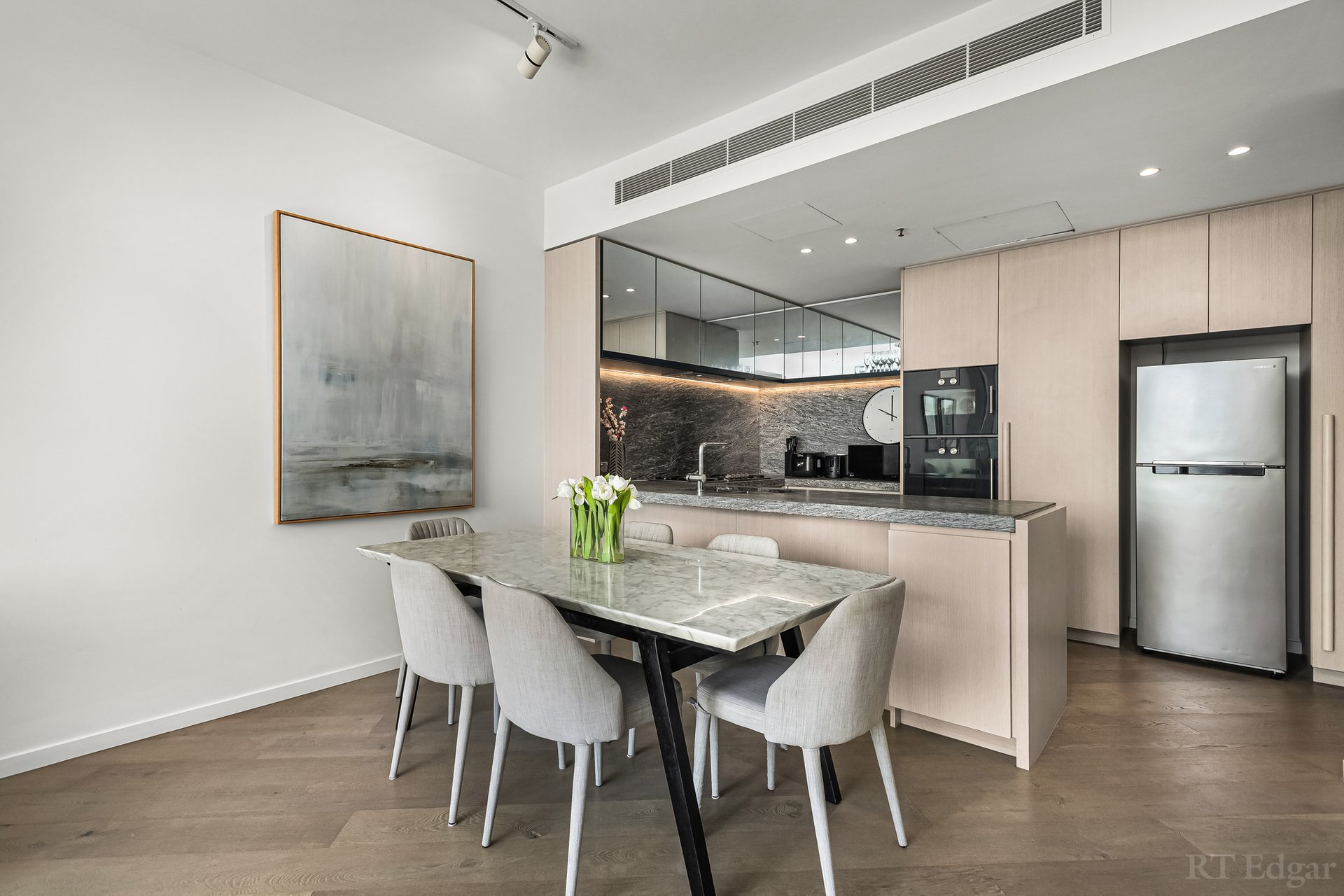 707/499 St Kilda Road, Melbourne image 3