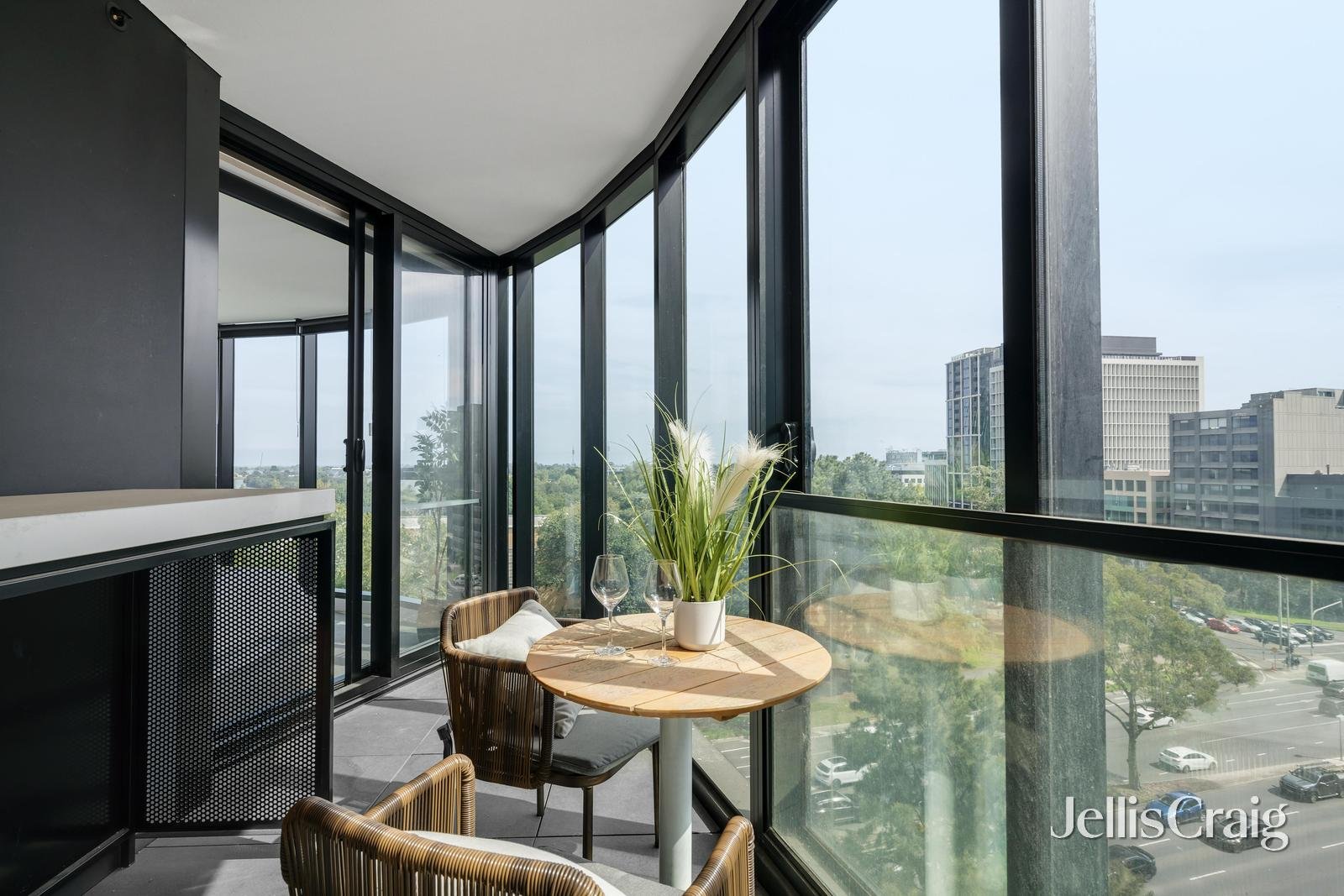 707/8 Bowen Crescent, Melbourne image 6