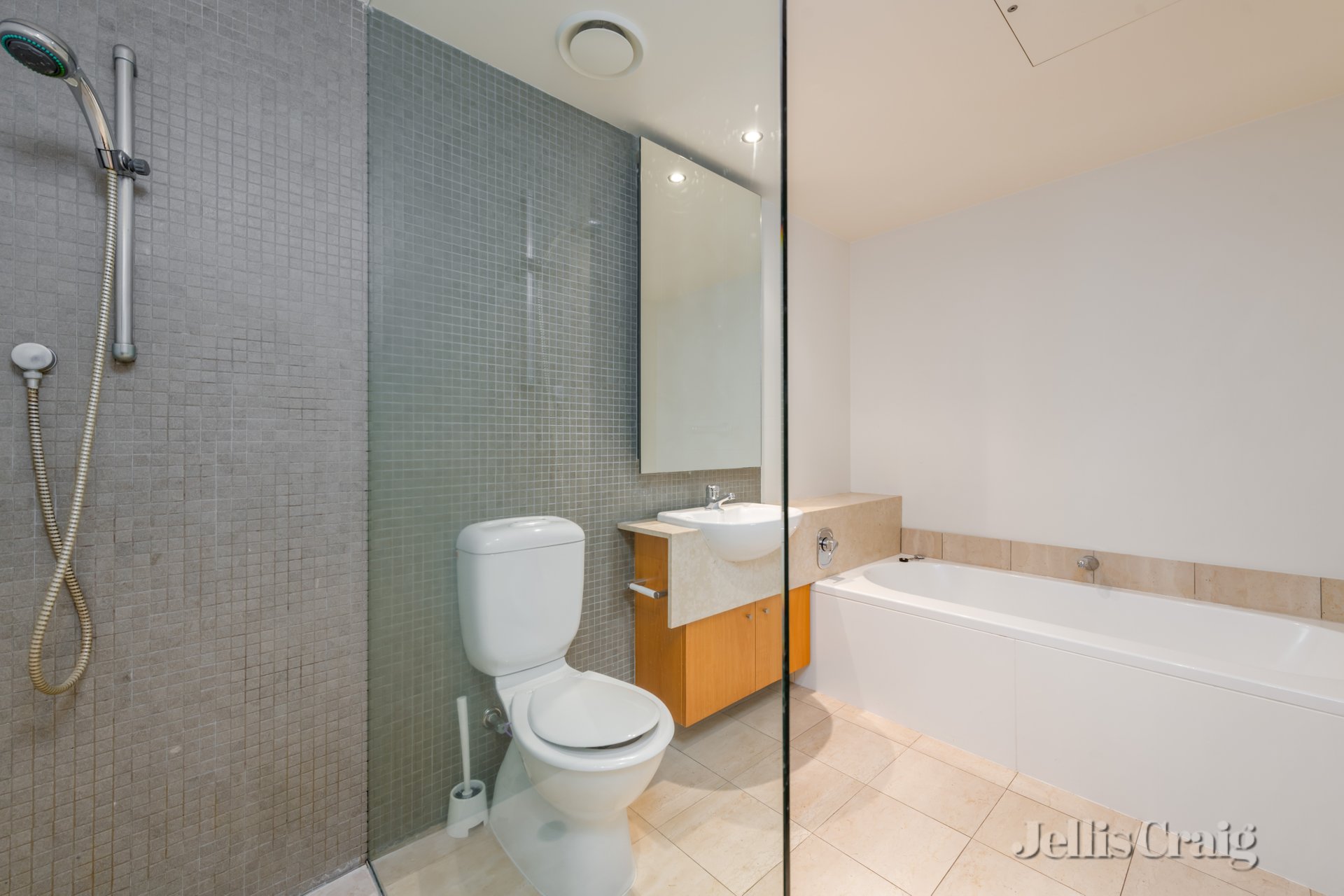 708/668 Swanston Street, Carlton image 4