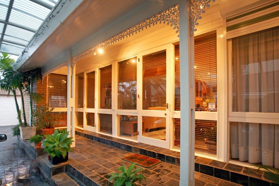 709 Ferntree Gully Road, Glen Waverley image 6