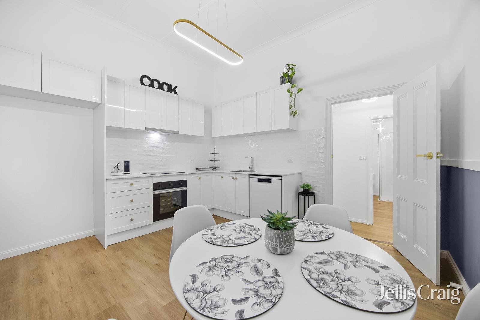 709 Skipton Street, Redan image 15