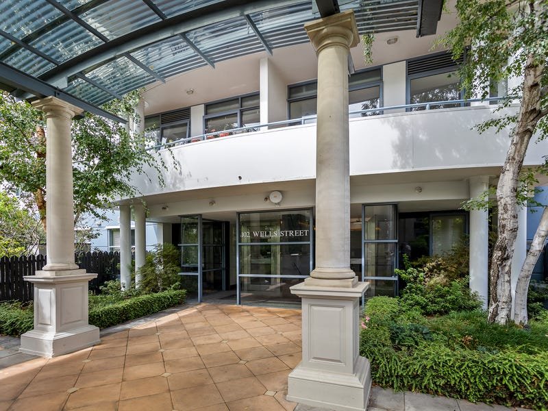 Property Gallery Thumbnail 3