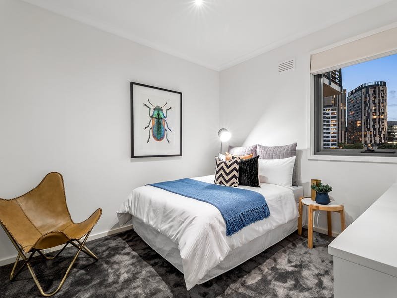 Property Gallery Thumbnail 8