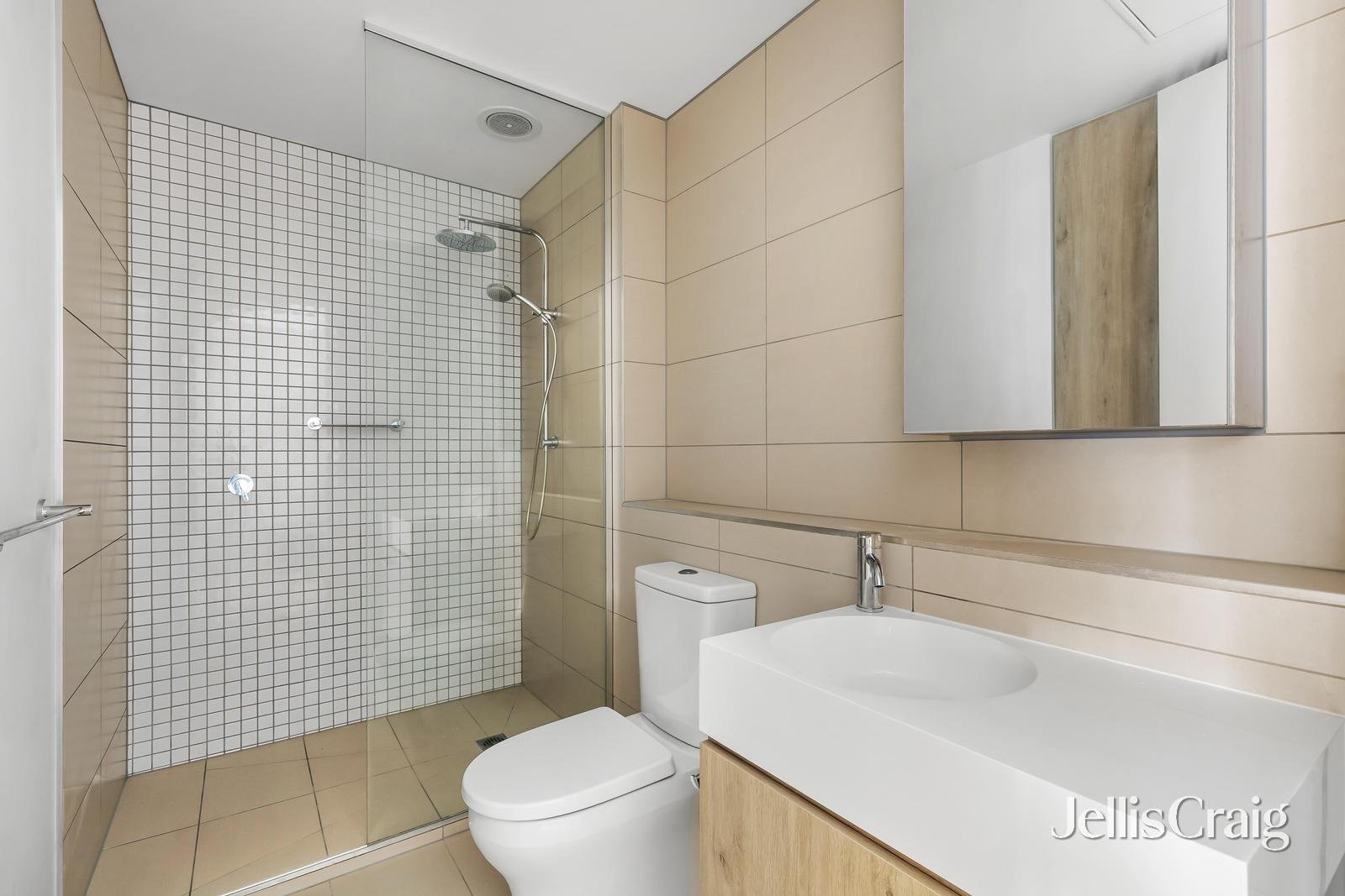 709/32 Lilydale Grove, Hawthorn&nbsp;East image 5