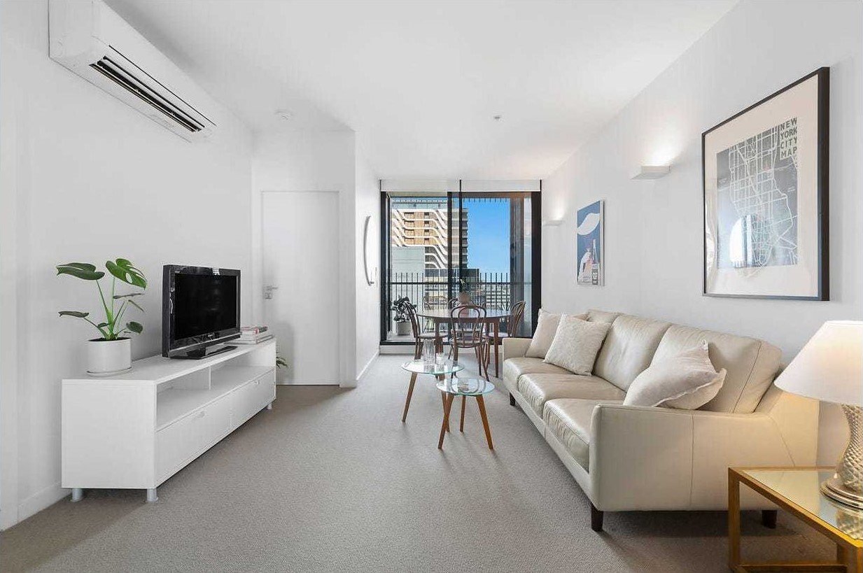 709 / 470 St Kilda Road Melbourne