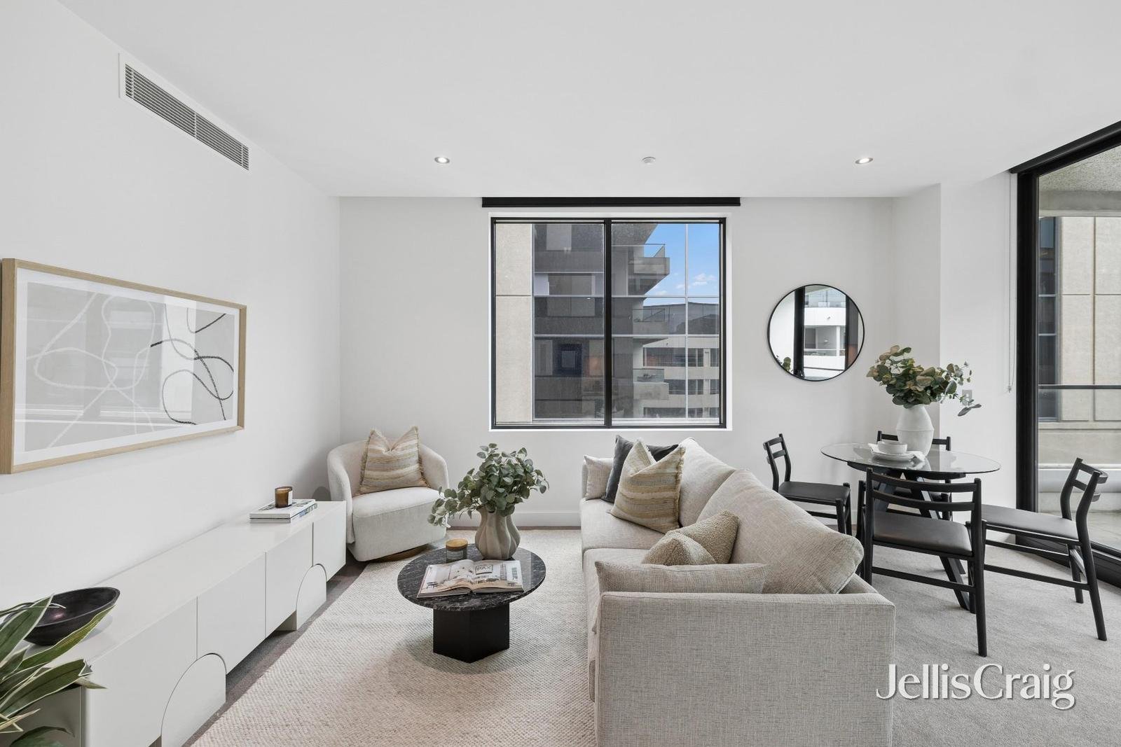 709/505 St Kilda Road, Melbourne image 3