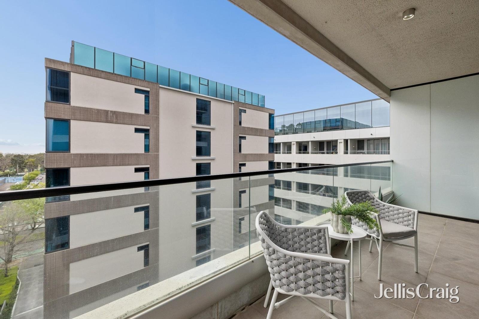 709/505 St Kilda Road, Melbourne image 5