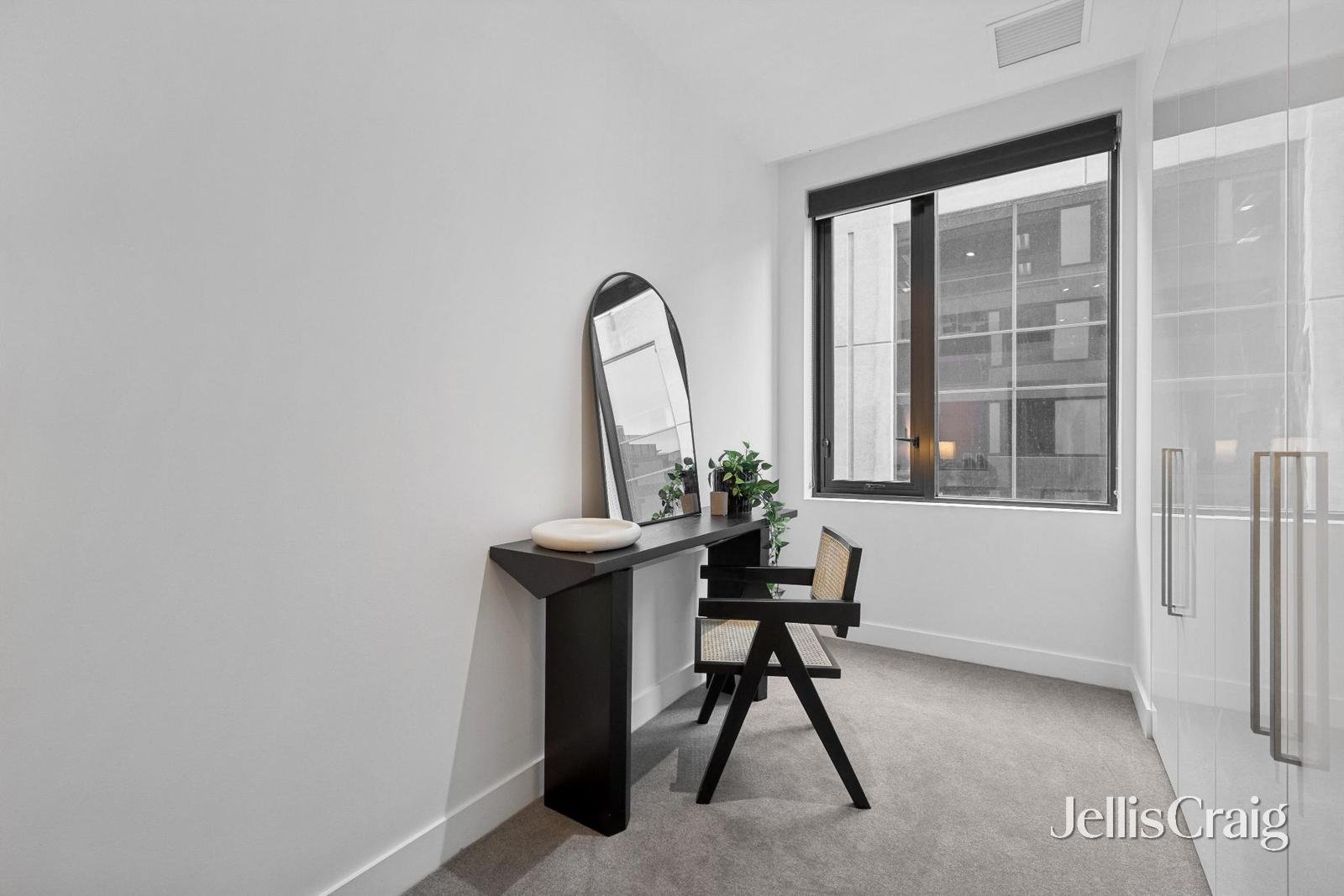 709/505 St Kilda Road, Melbourne image 9