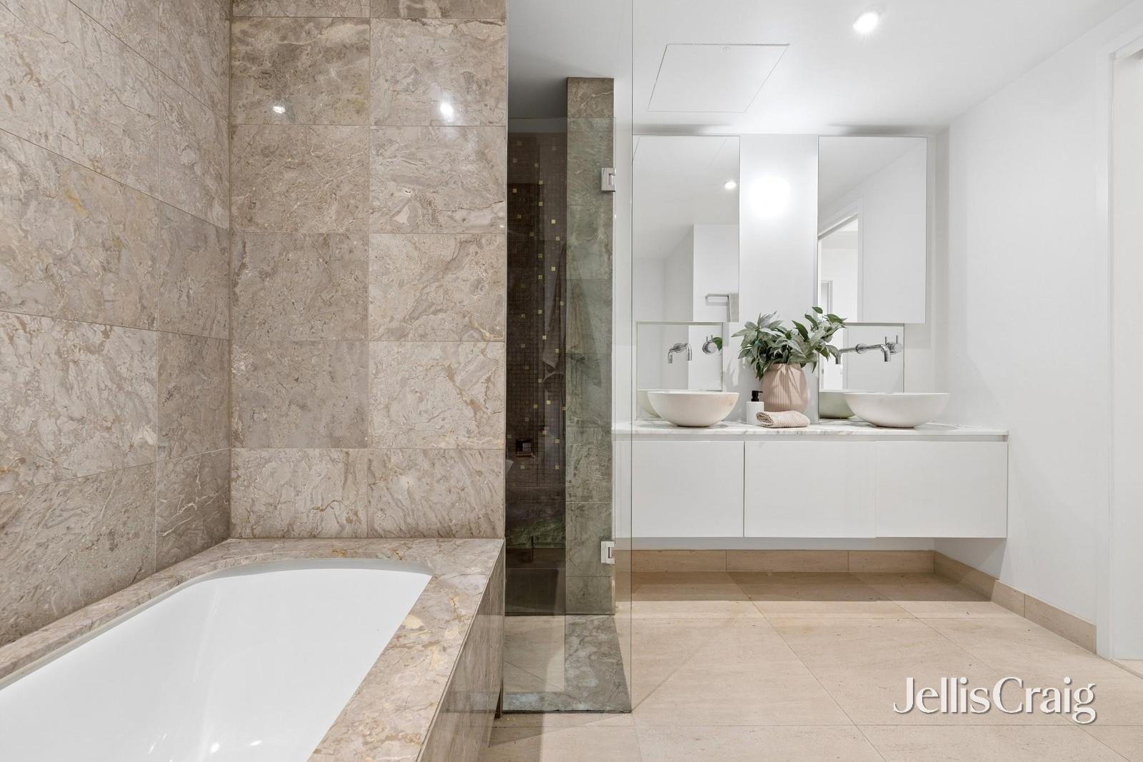 709/505 St Kilda Road, Melbourne image 10