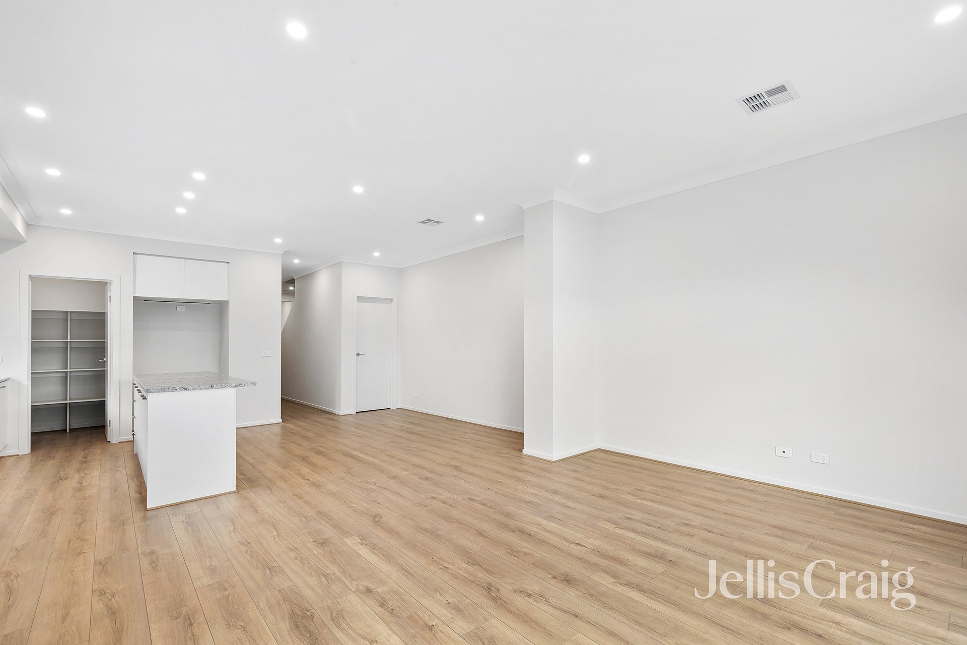 70A Hawker Street, Ivanhoe image 3
