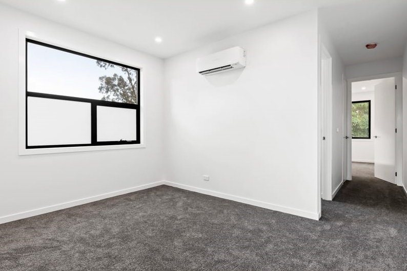 Property Gallery Thumbnail 6
