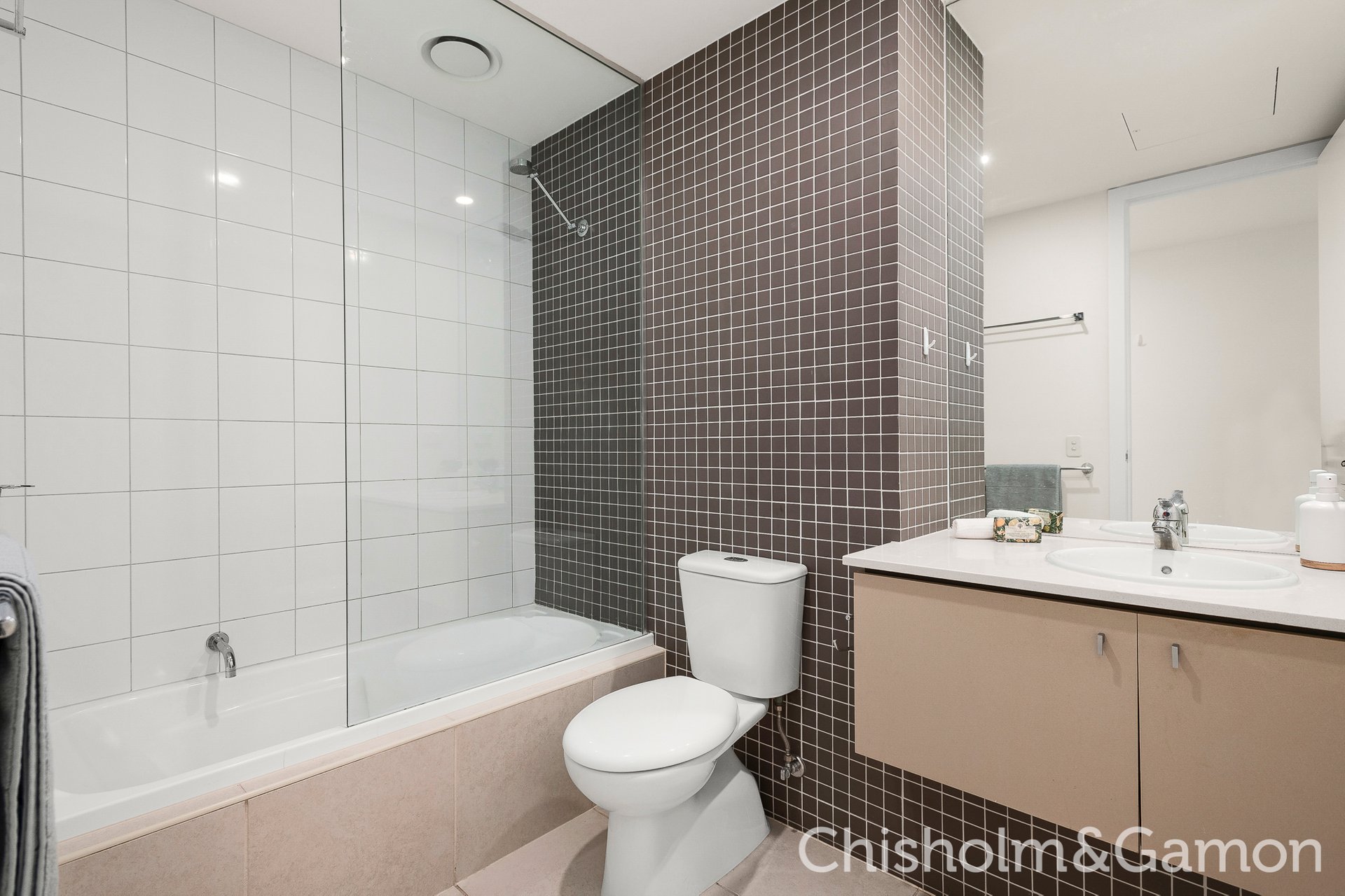 7/1-3 Carre Street, Elsternwick image 7