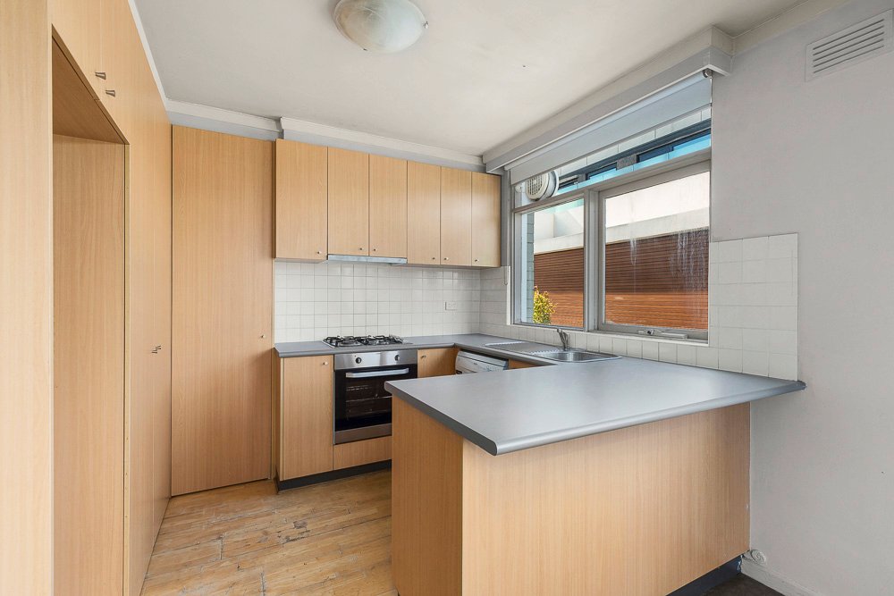 Property Gallery Thumbnail 3