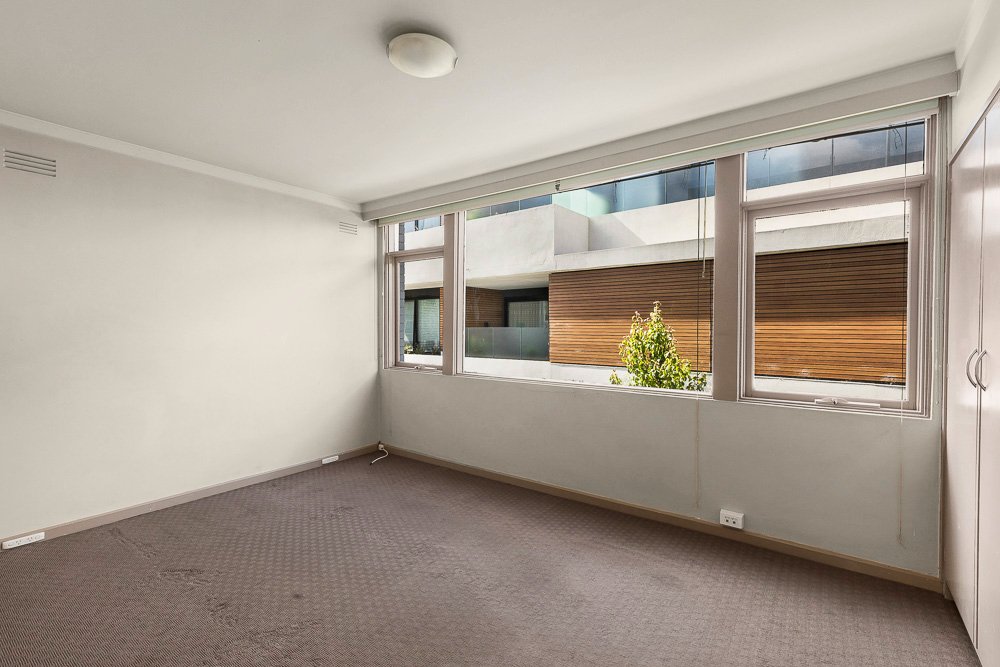 Property Gallery Thumbnail 4