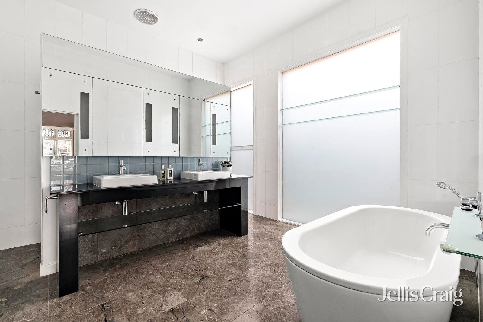 71 Addison Street, Elwood image 11
