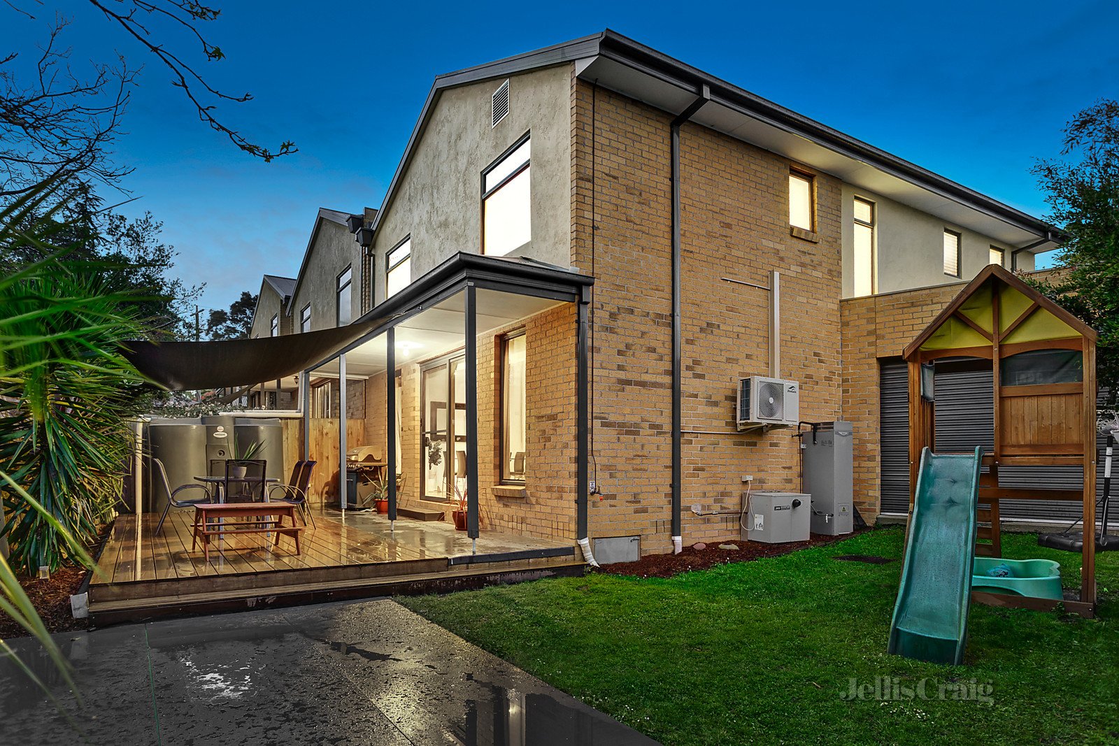 71 Balmoral Street, Kilsyth image 2