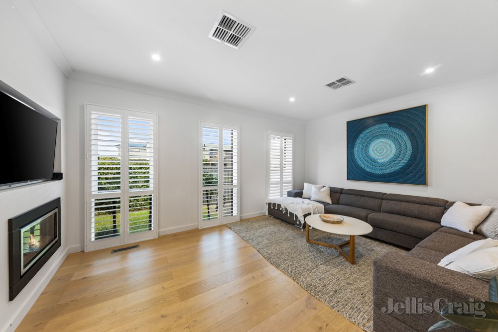 71 Beatty Street, Ivanhoe image 4