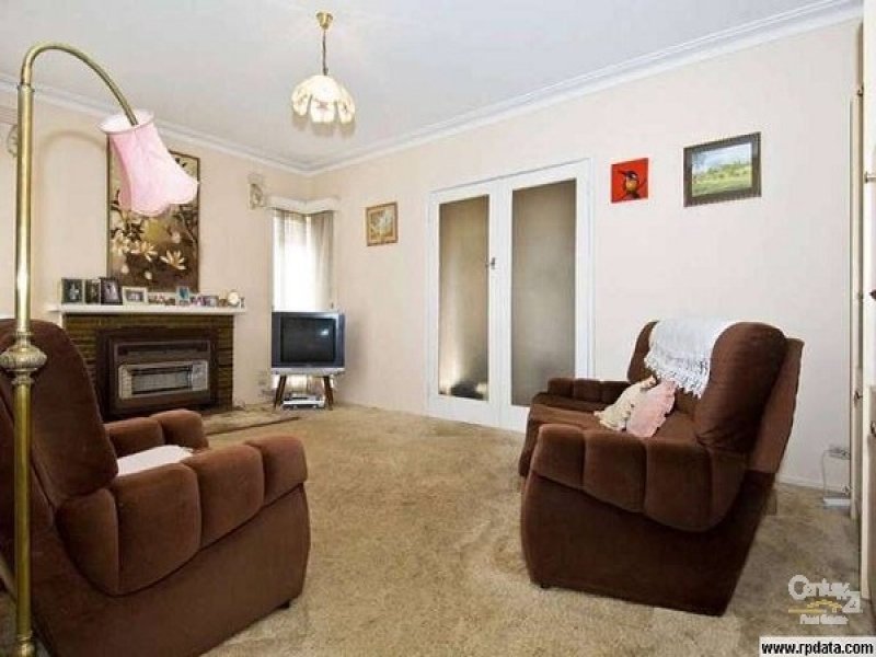 71 Blenheim Road, Newport image 5