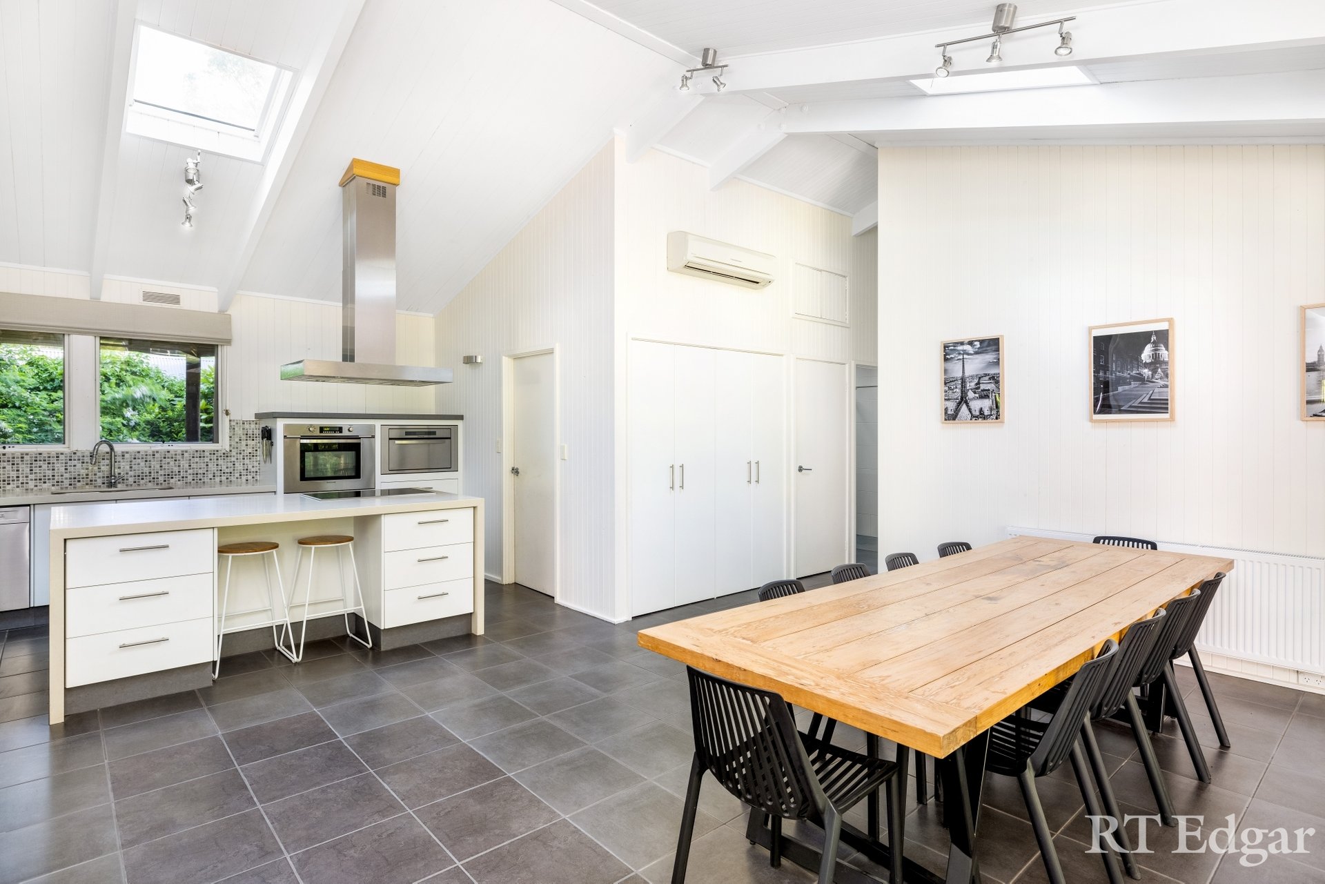 Property Gallery Thumbnail 5