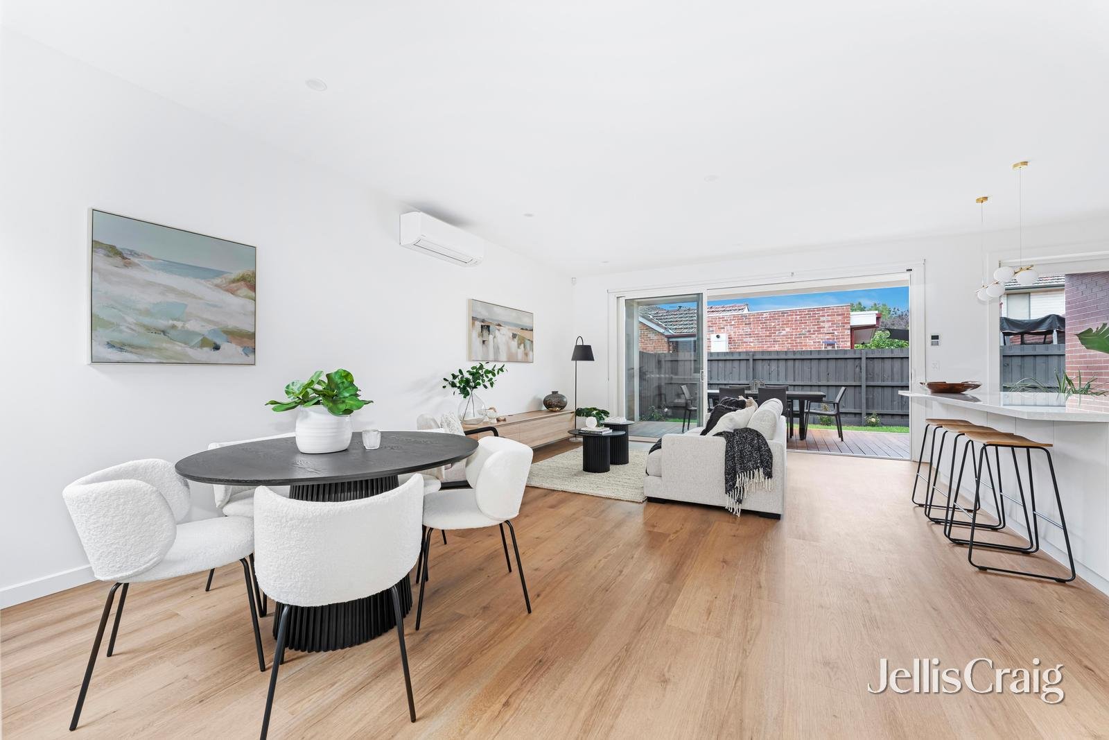 71 Champion Road, Williamstown North image 3