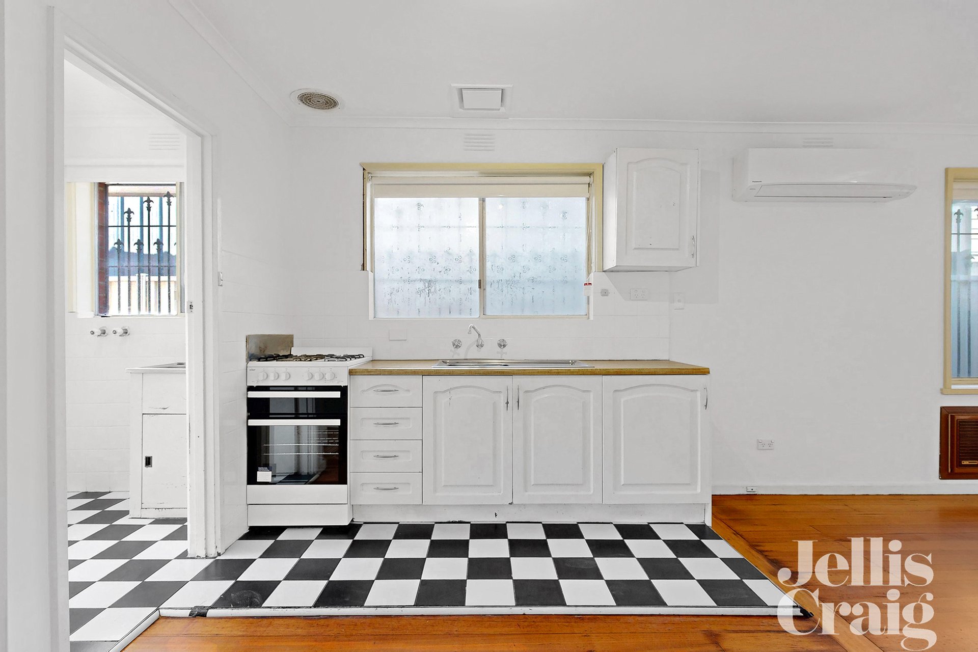 71 Collett Street, Kensington image 2