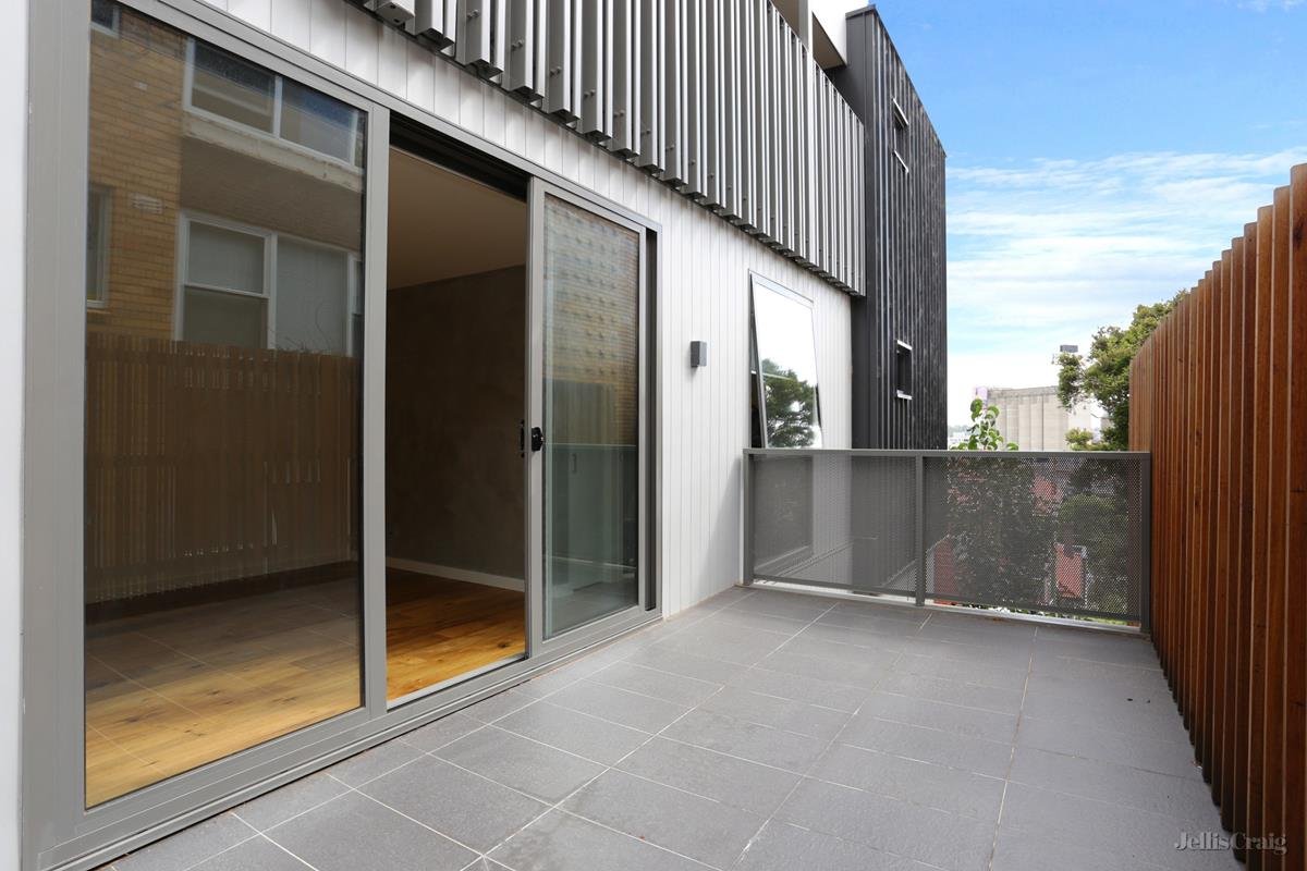 7/1 Davidson Street, South Yarra image 2