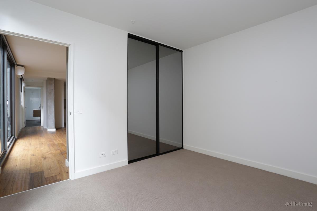 7/1 Davidson Street, South Yarra image 5