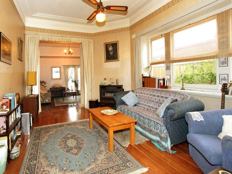71 Dickens Street, Elwood image 2