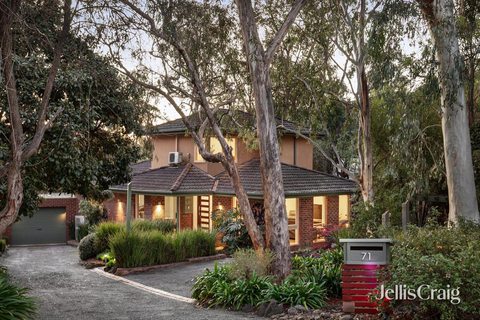 71 Eucalyptus Road, Eltham image 1