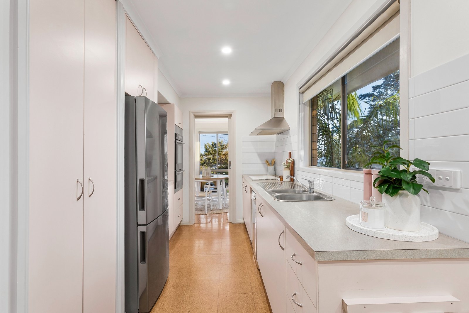 Property Gallery Thumbnail 8