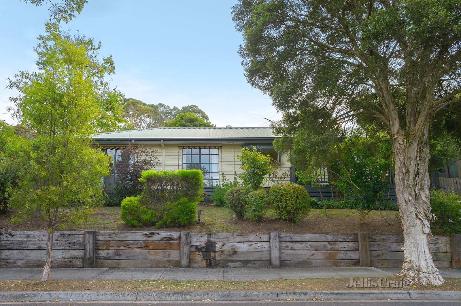 71 Humber Road, Croydon North image 1