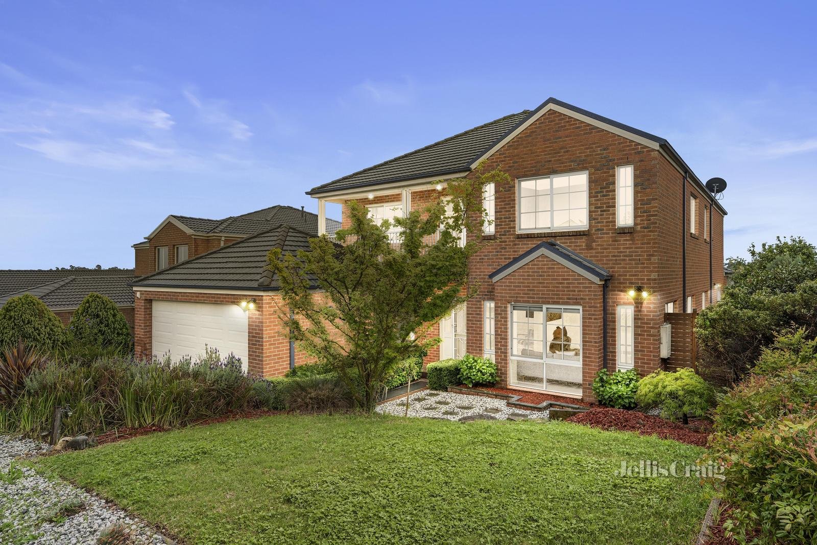 71 Larbert Road, Mooroolbark image 2