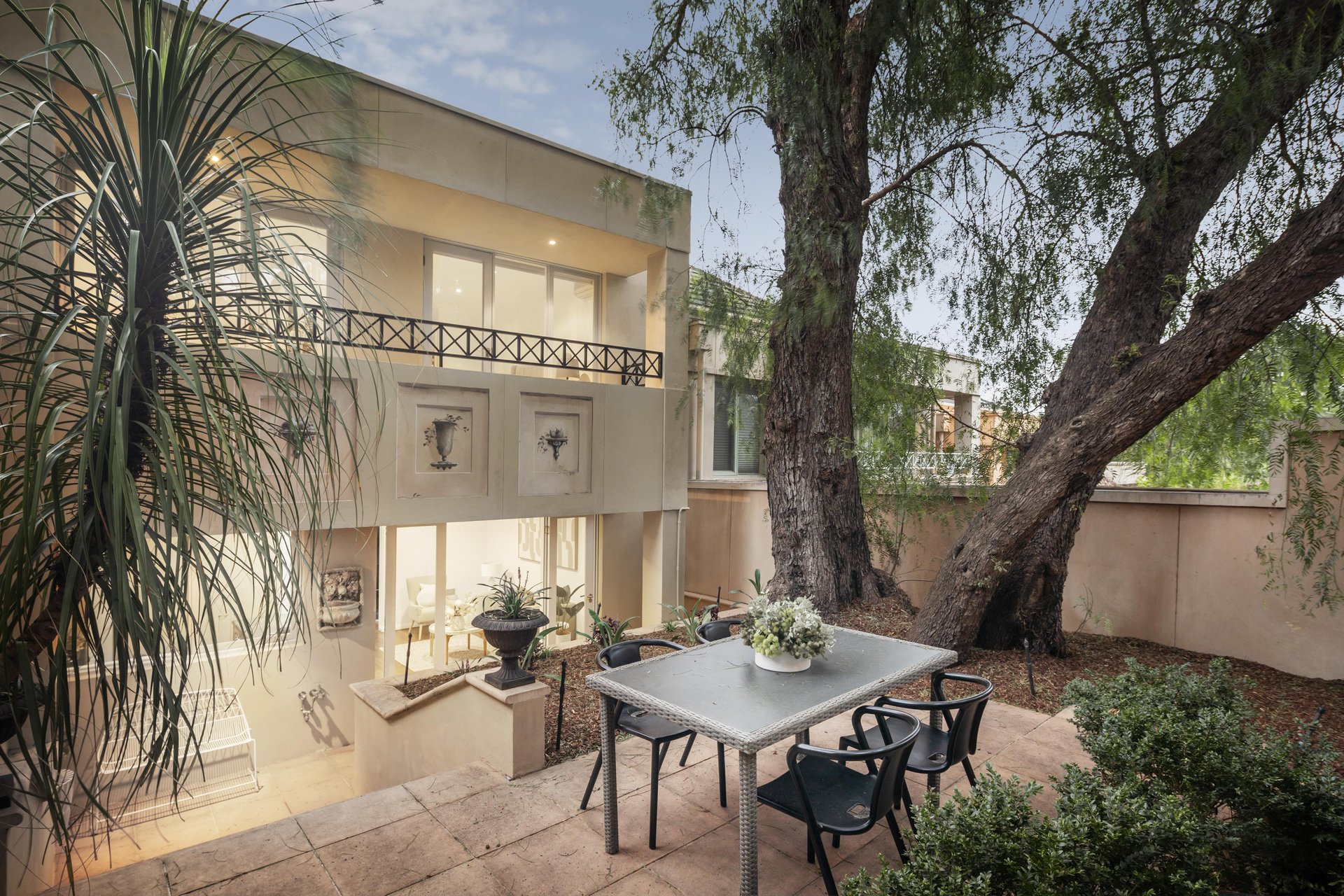 7/1 Maraquita Grove, Hawthorn East image 9