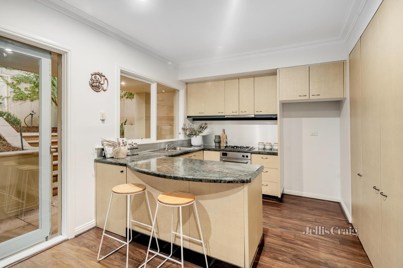 7/1 Maraquita Grove, Hawthorn East image 5