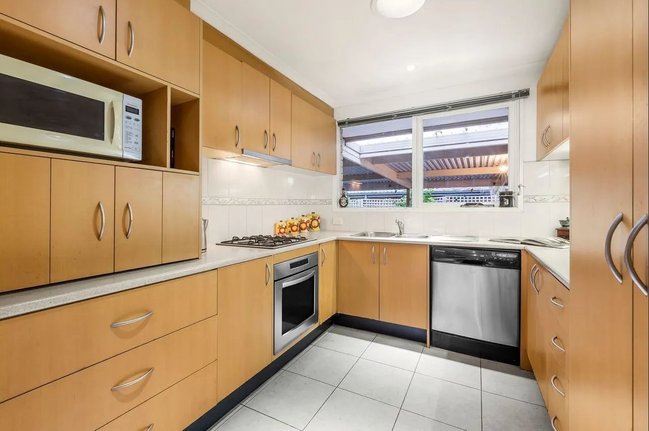 71 Oban Road, Ringwood image 3