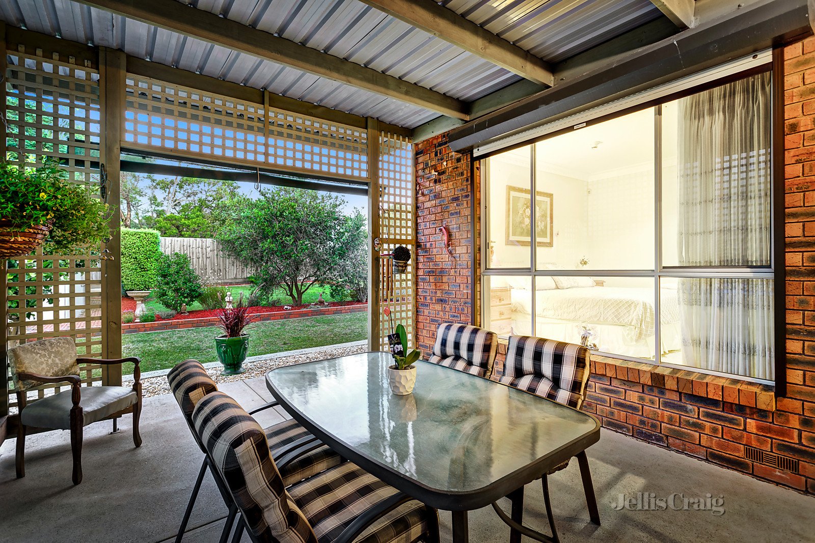 71 Partridge Way, Mooroolbark image 9