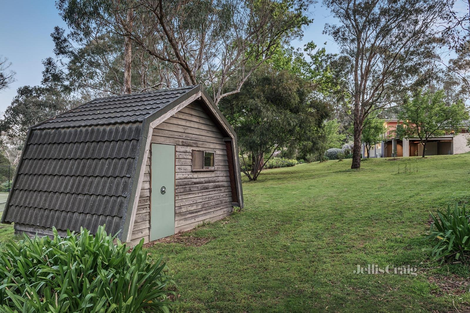 71 Sweeneys Lane, Eltham image 23