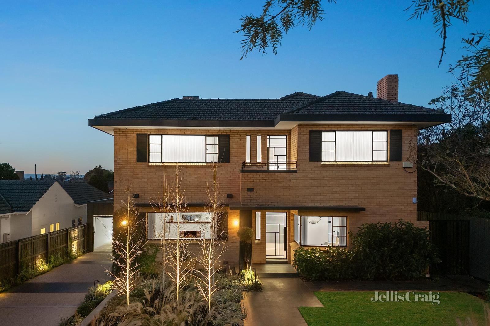 71 The Boulevard, Balwyn North image 2