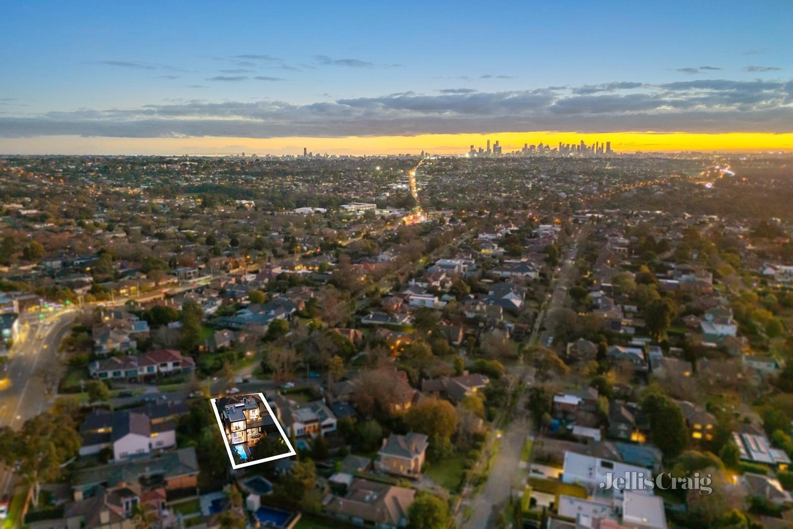 71 The Boulevard, Balwyn North image 18